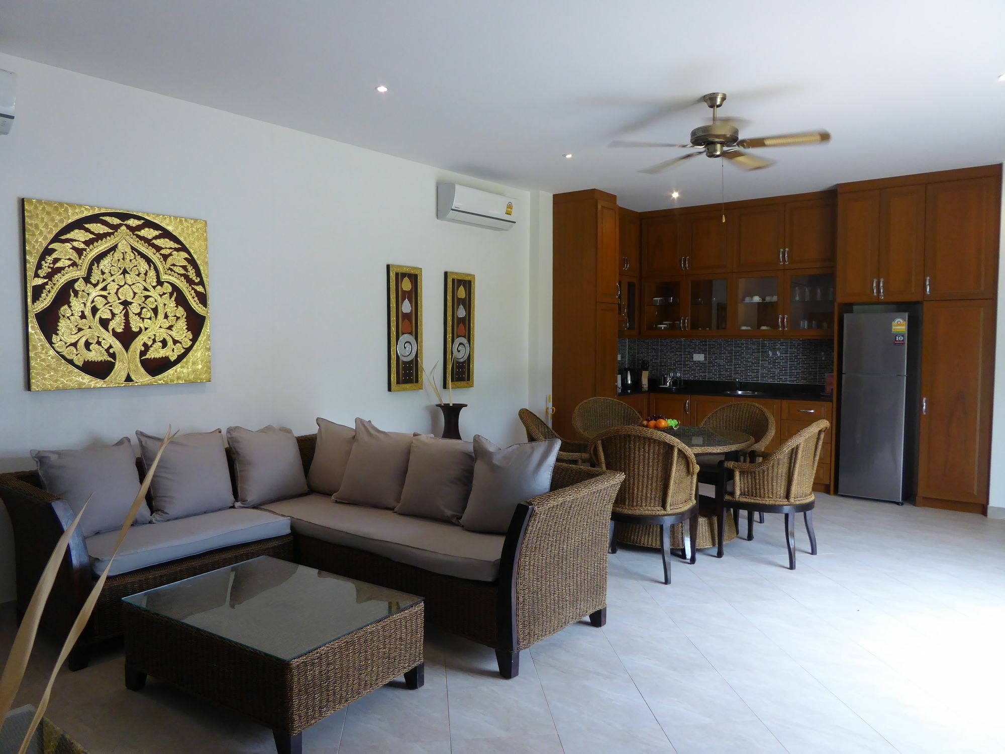 Tropicana Beach Villa At Vip Resort Ban Phe Exterior photo