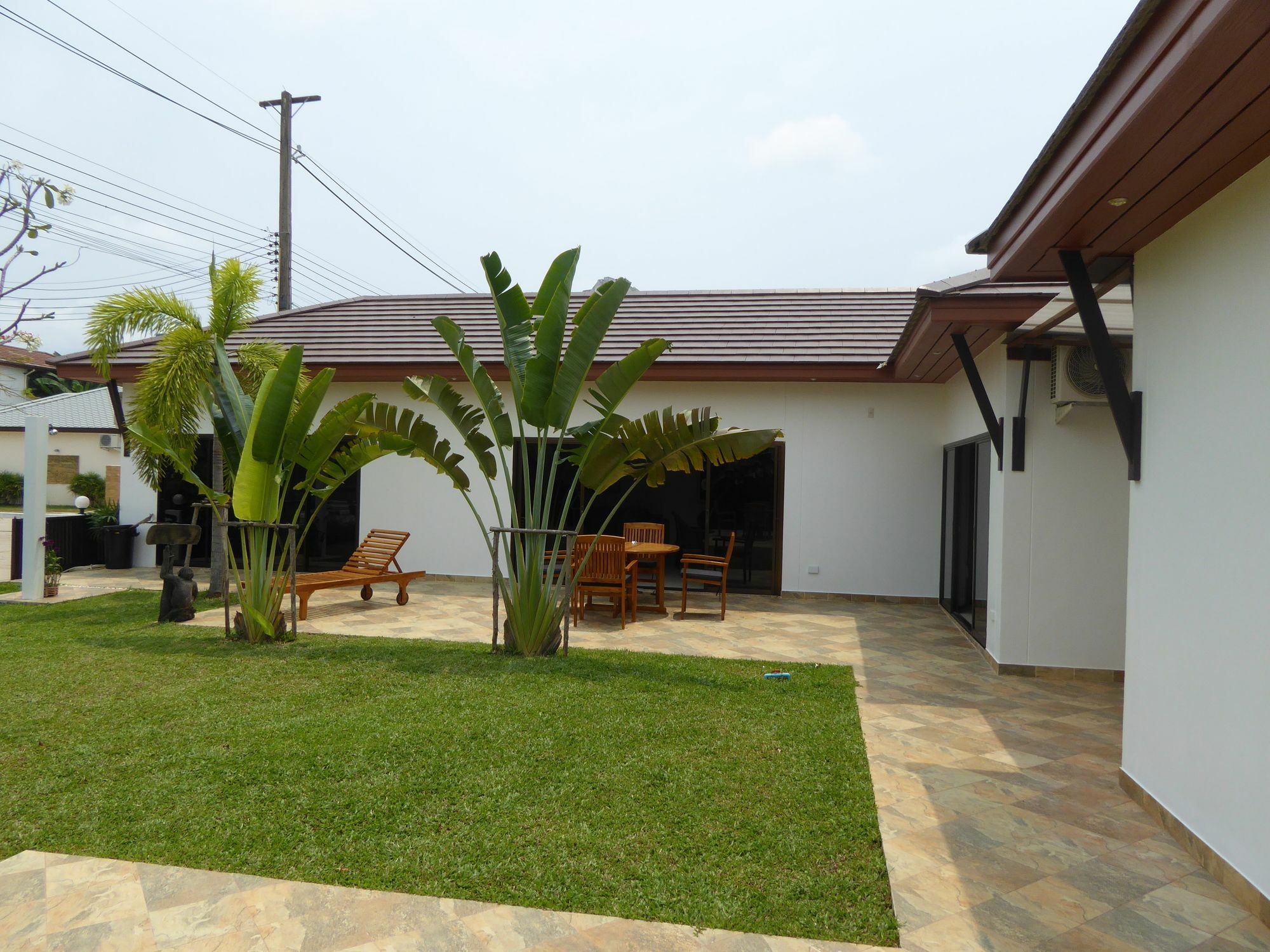 Tropicana Beach Villa At Vip Resort Ban Phe Exterior photo