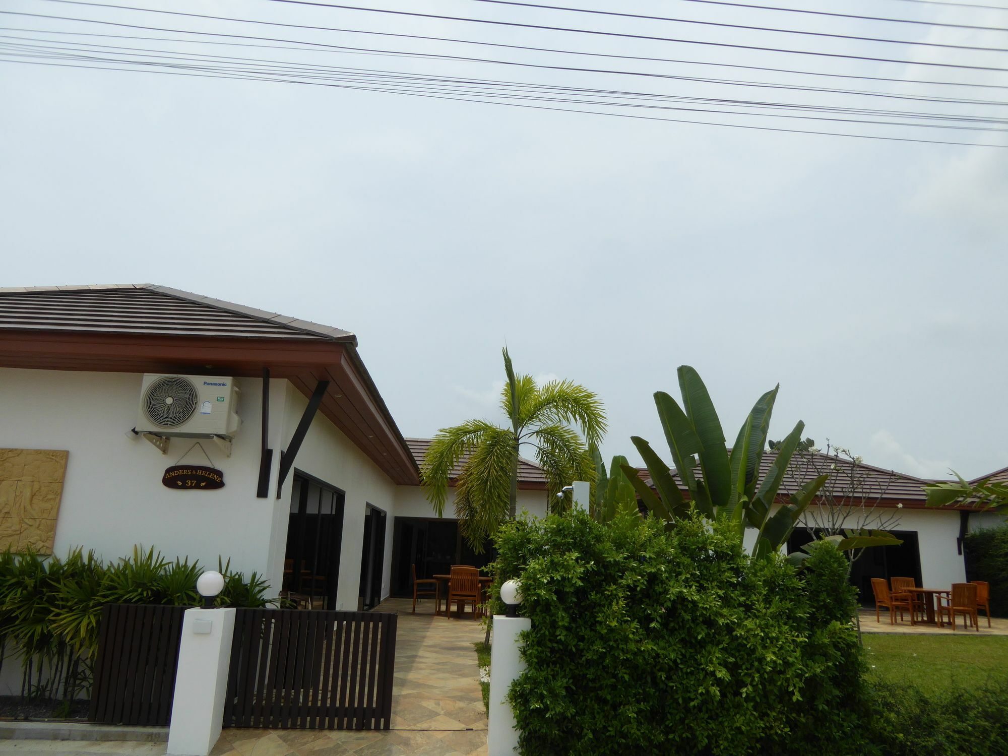 Tropicana Beach Villa At Vip Resort Ban Phe Exterior photo