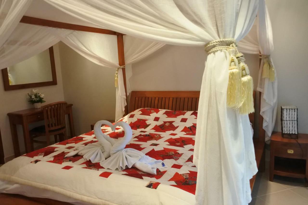 Tropicana Beach Villa At Vip Resort Ban Phe Exterior photo